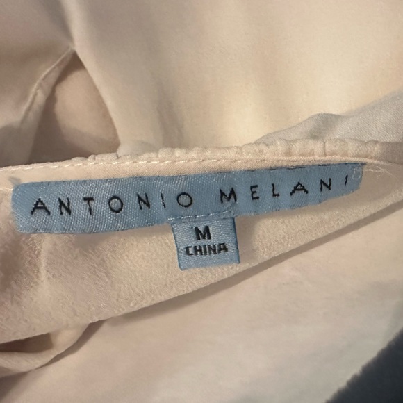 Antonio Melani white blouse size medium - Picture 3 of 4